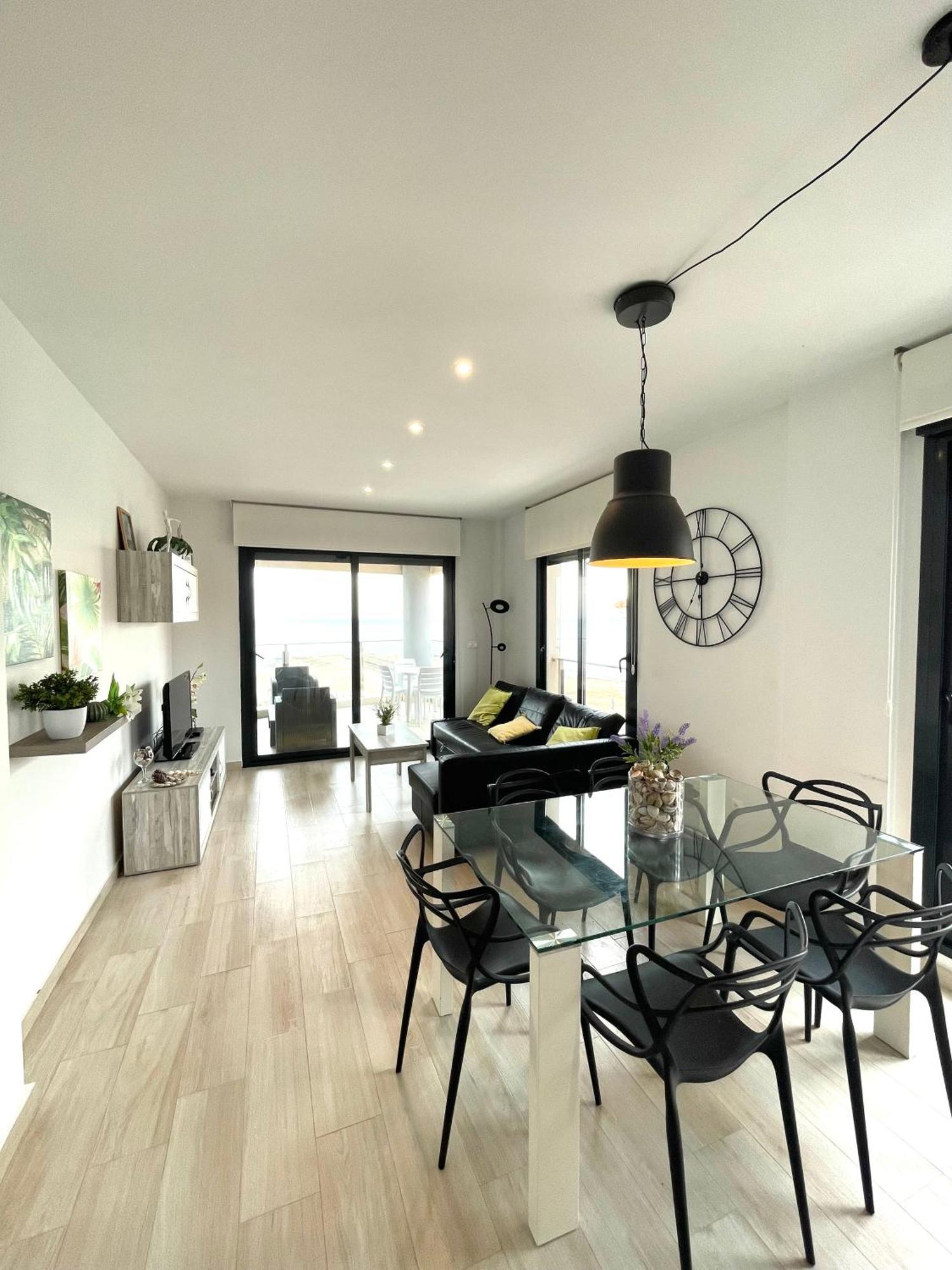 Luxury And Modern Beach Apartment With Sea Views La Mata  Ngoại thất bức ảnh