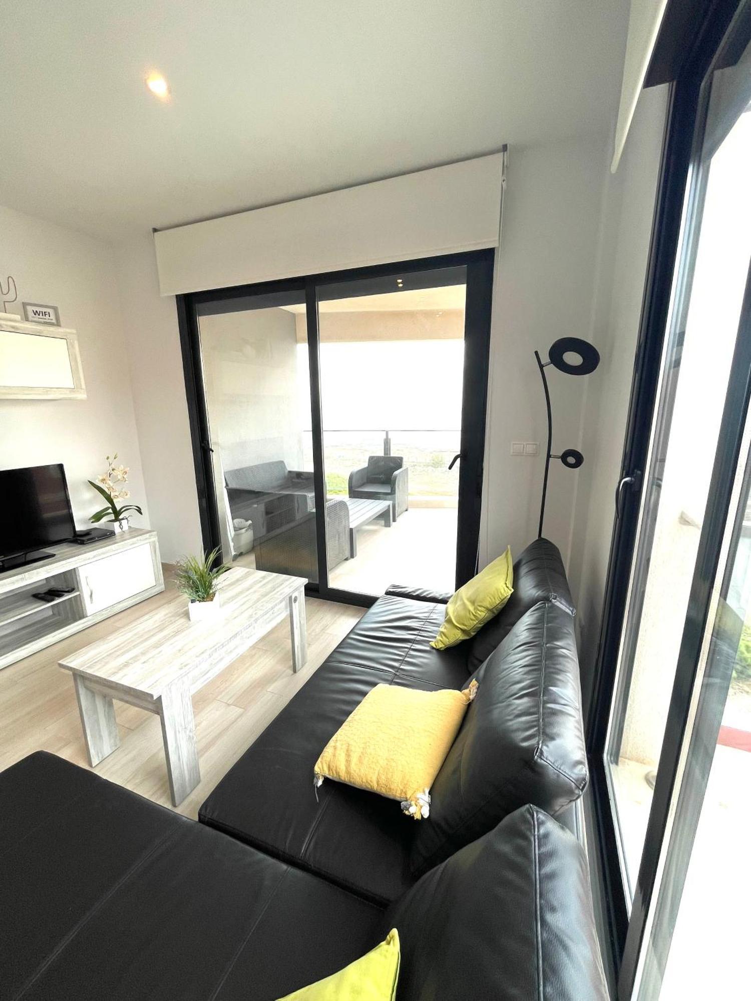 Luxury And Modern Beach Apartment With Sea Views La Mata  Ngoại thất bức ảnh