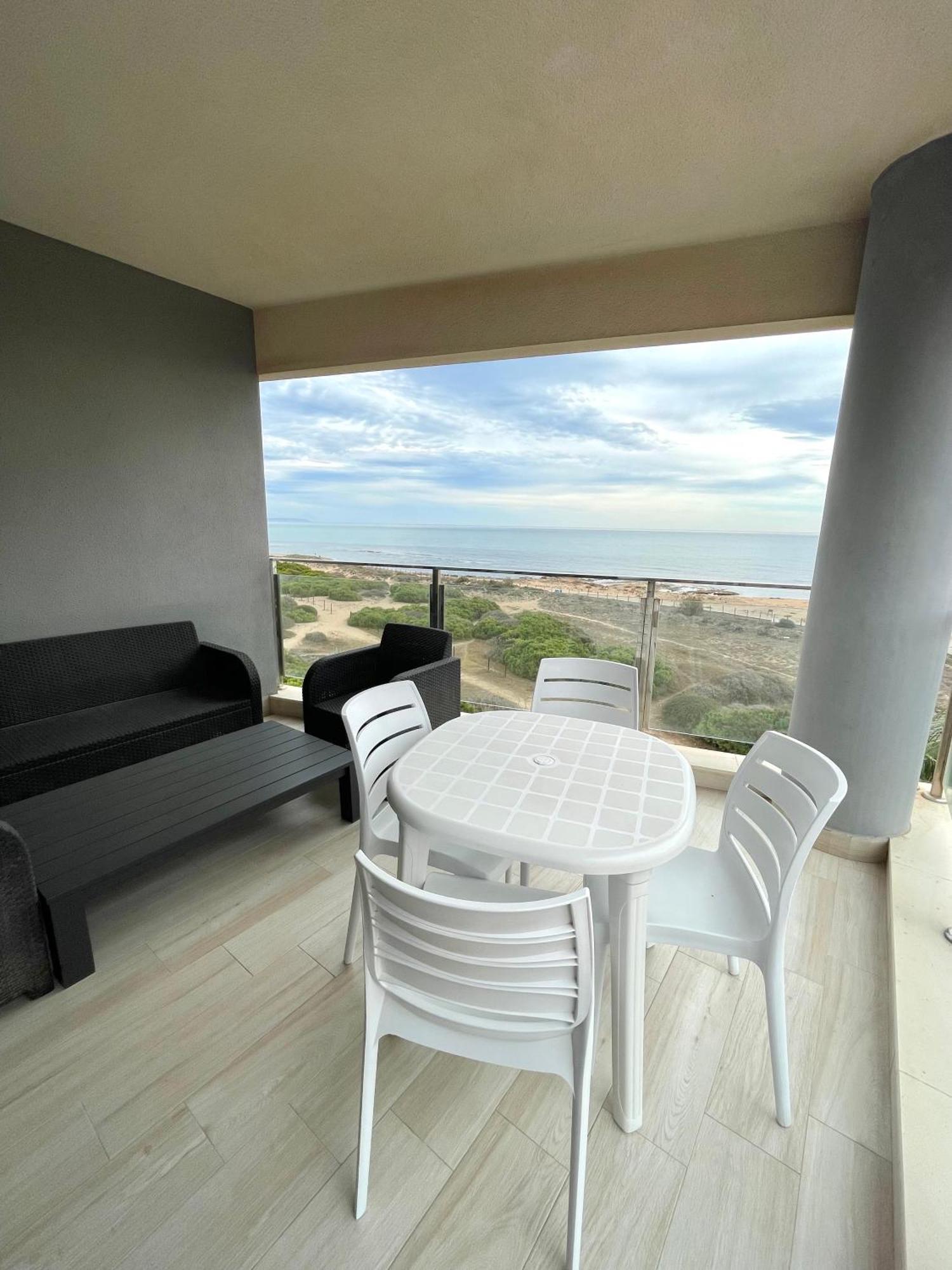 Luxury And Modern Beach Apartment With Sea Views La Mata  Ngoại thất bức ảnh