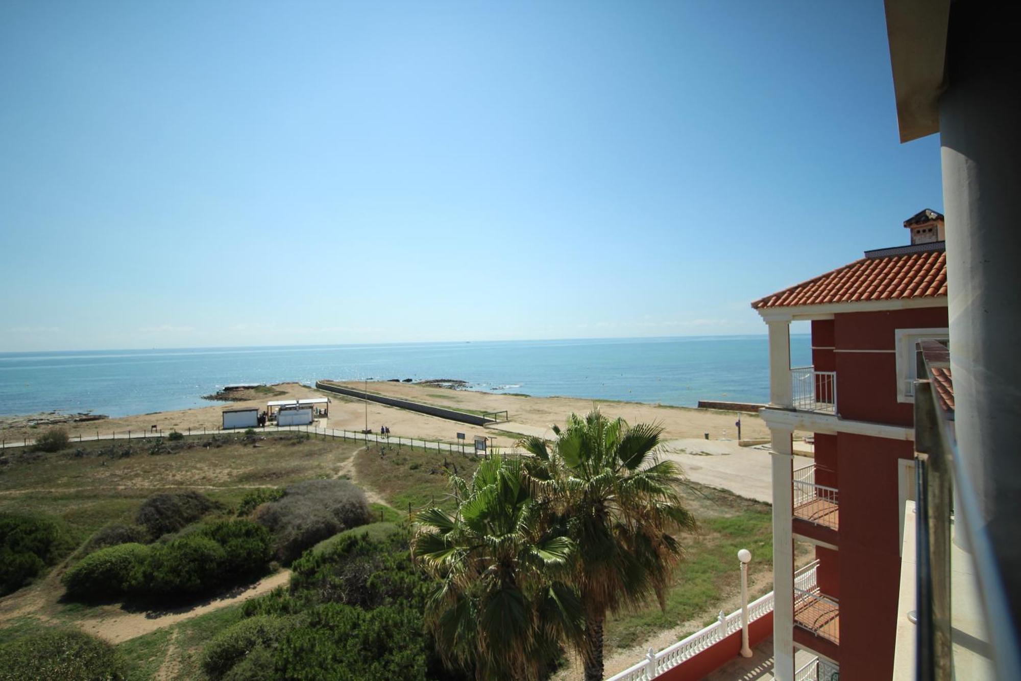 Luxury And Modern Beach Apartment With Sea Views La Mata  Ngoại thất bức ảnh