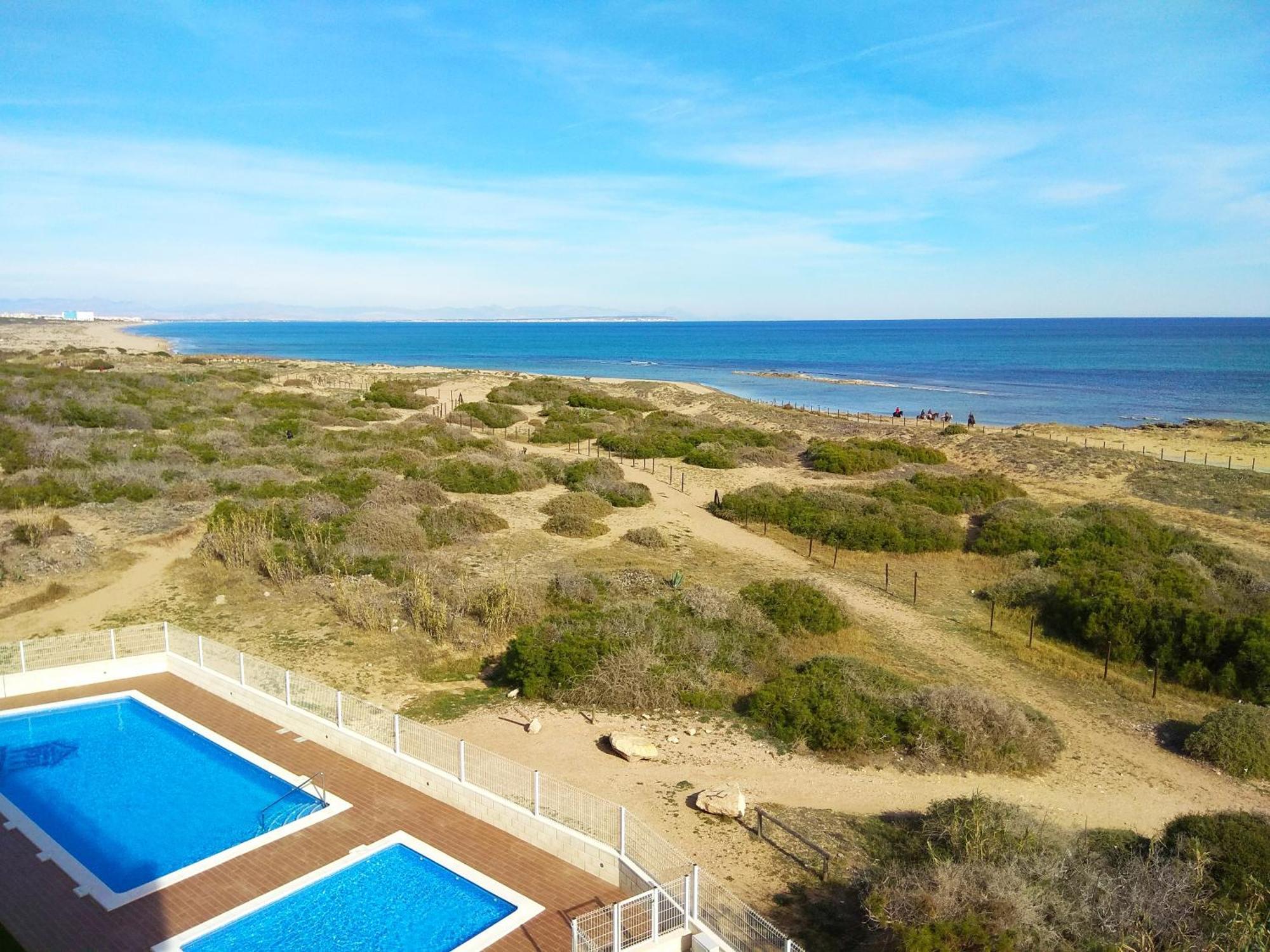 Luxury And Modern Beach Apartment With Sea Views La Mata  Phòng bức ảnh